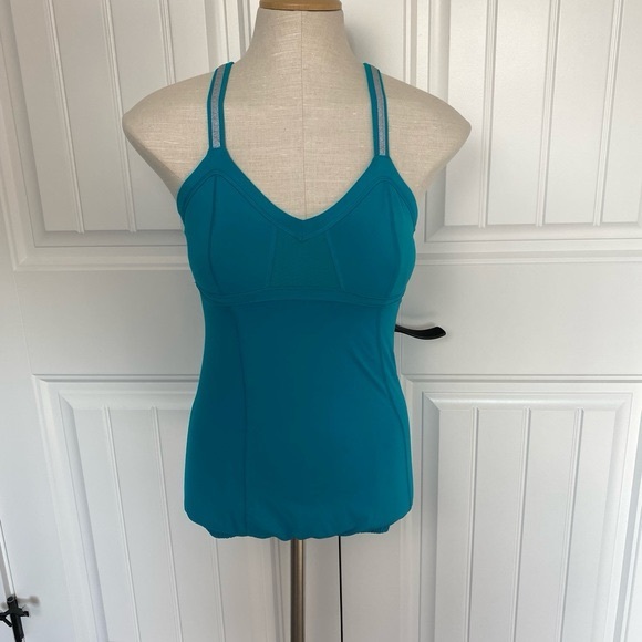 Lululemon Light It Up Tank Blue - Picture 2 of 6